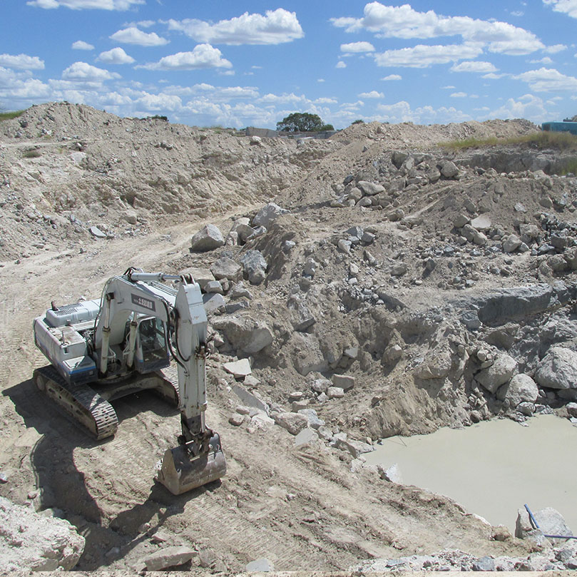 Labradorite Quarry - Blue Granite Quarry Manufacturer